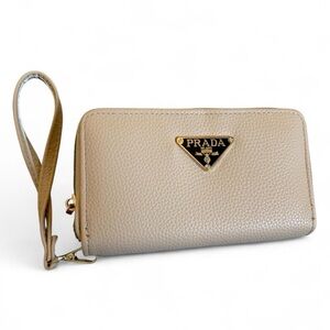 Luxury Taupe Leather Wristlet Wallet
